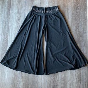 One heart yoga pants